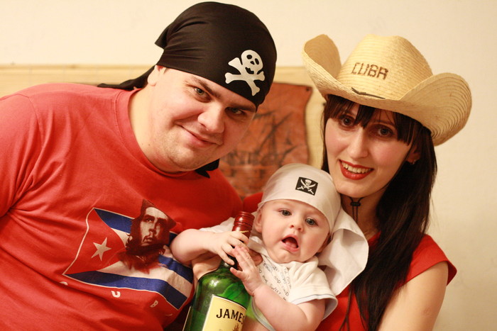 Семейка пиратов!